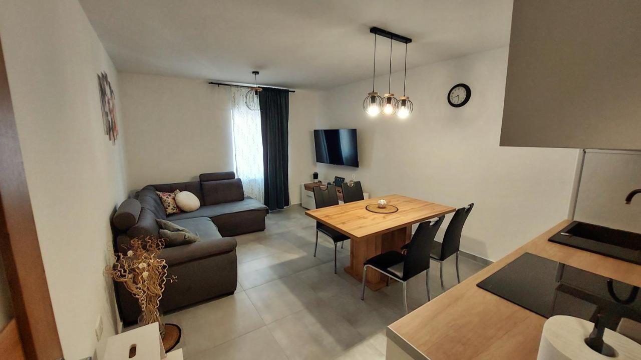 Apartman Zengg Экстерьер фото